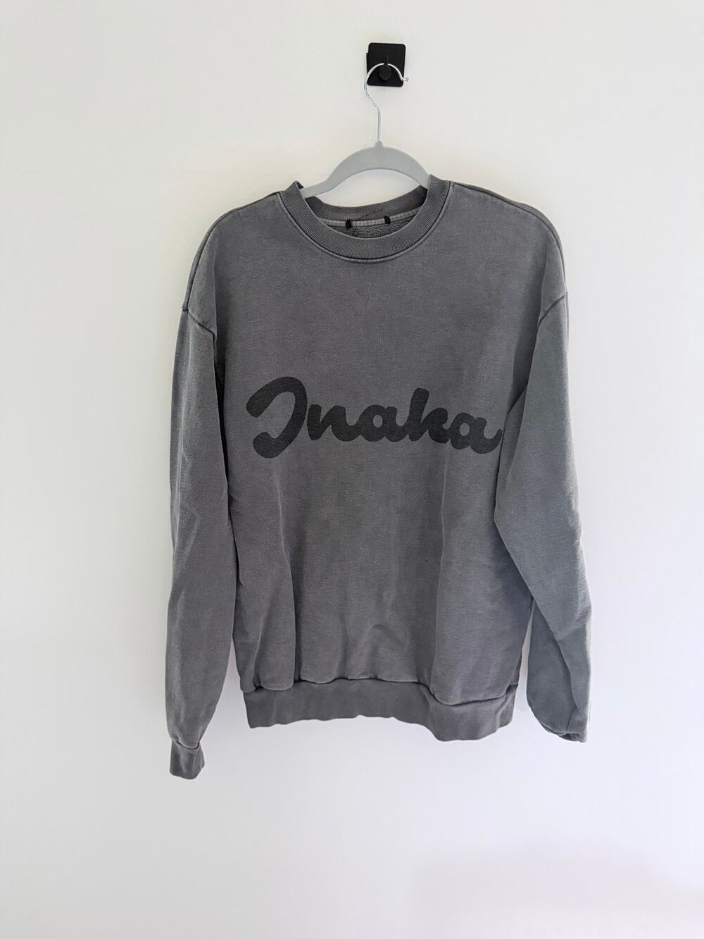Inaka Power Men’s Size Long Sleeve Gray Pullover Script Sweater-Size M